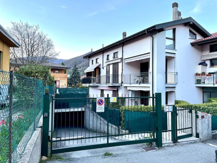 Tresa Bay House - Lugano Lake Lavena Ponte Tresa Exteriör bild
